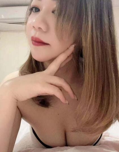 青年路性价比很高的妹子