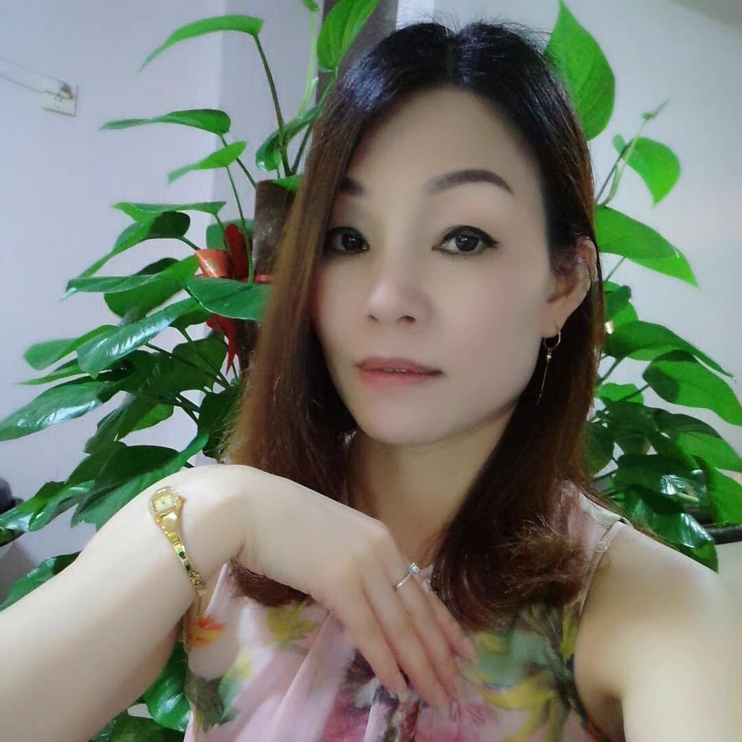 湖里步行街的小姐姐