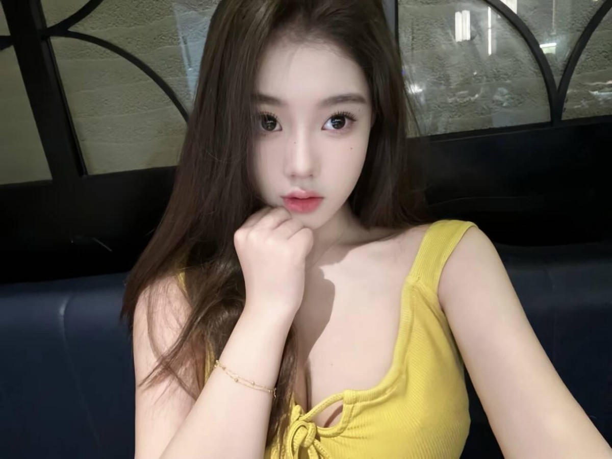 西宁城中泄火年轻南方小姑娘