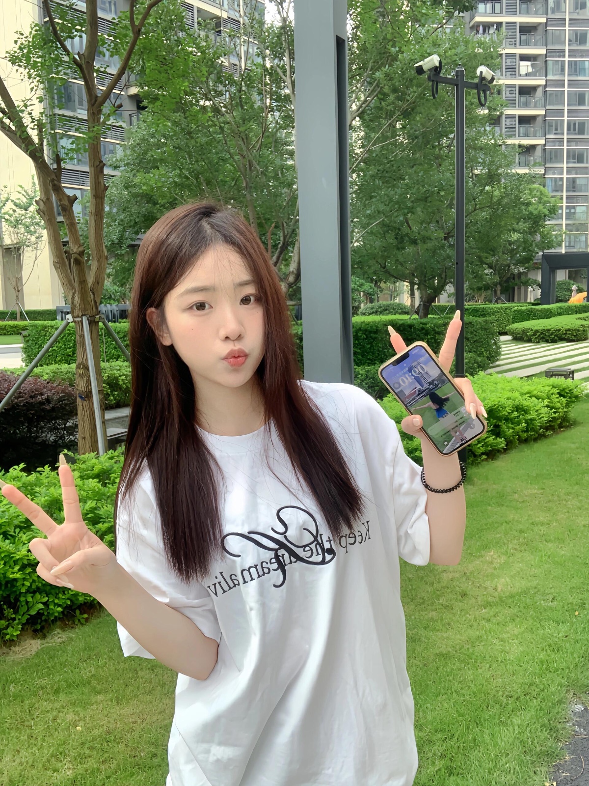 上海女大找个爹系男友只养不谈